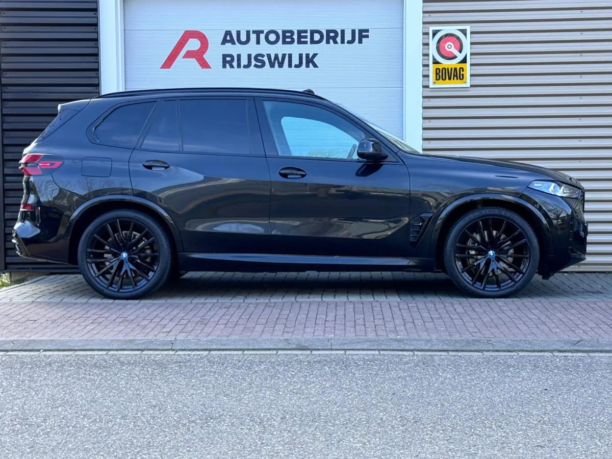 XDrive50e Skylounge/H&K/360/Memory/Laser