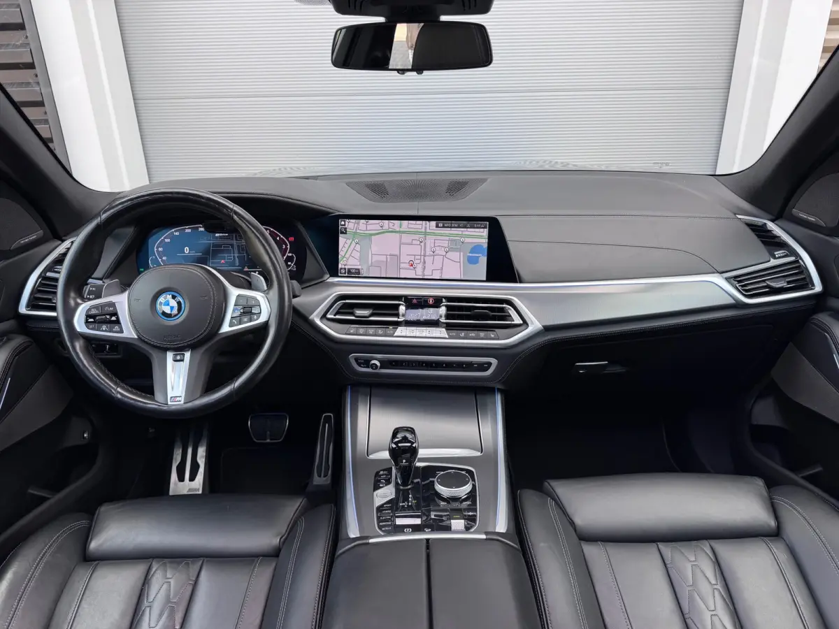 XDrive45e High Executive Pano/Laser/H&K/HuD