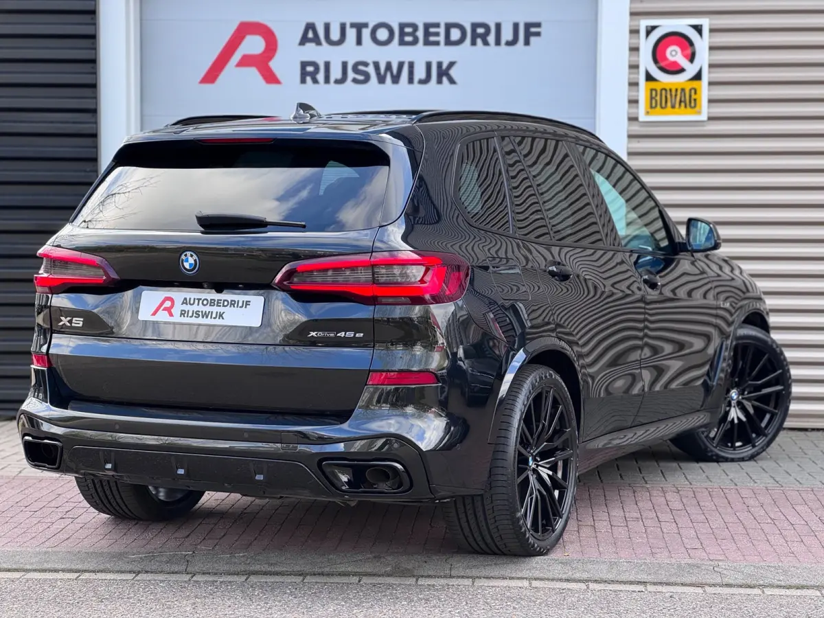 XDrive45e High Executive Pano/Laser/H&K/HuD