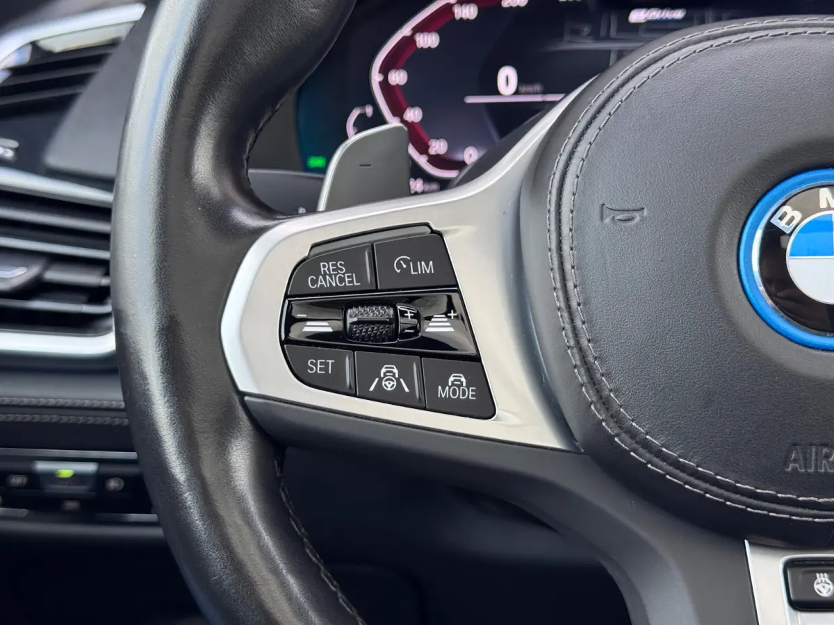 XDrive45e High Executive Pano/Laser/H&K/HuD