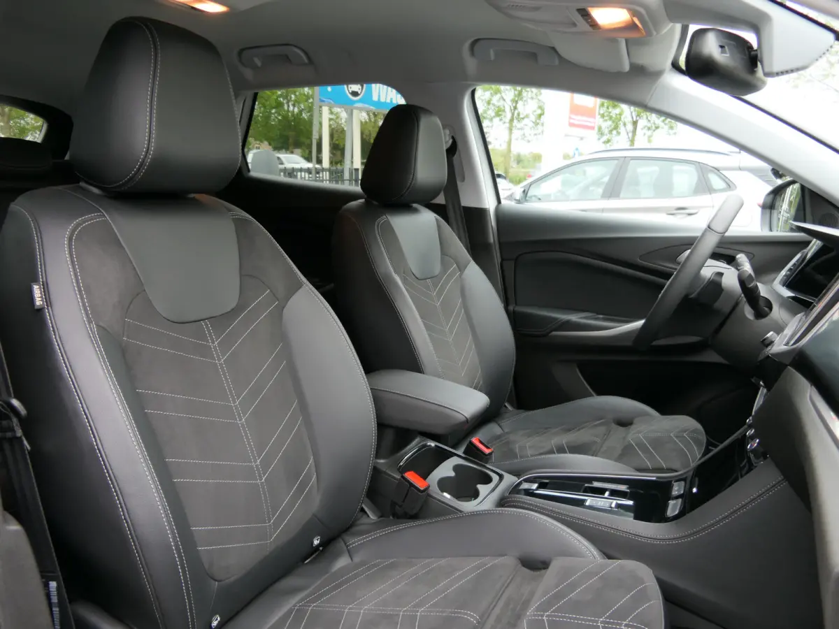 1.2 Turbo 130pk Ultimate Automaat | LED Matrix | Keyless