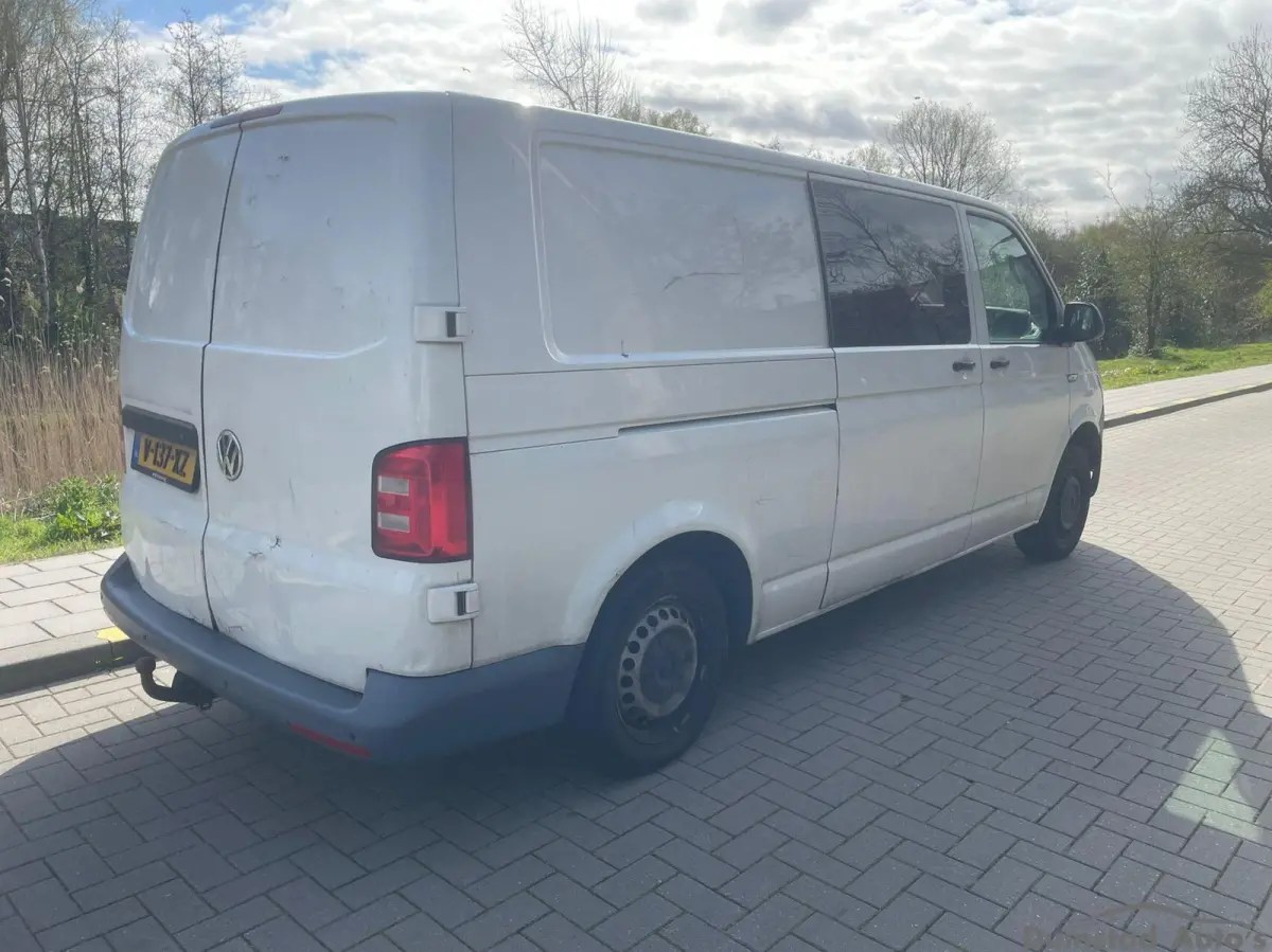2.0 TDI L2H1 DC Comfortline Plus