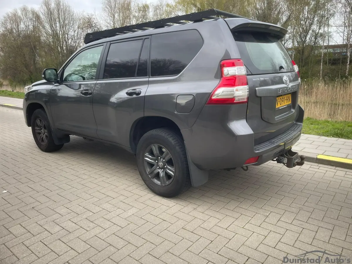 2.8 D-4D-F LX Landcruiser Grijs kenteken