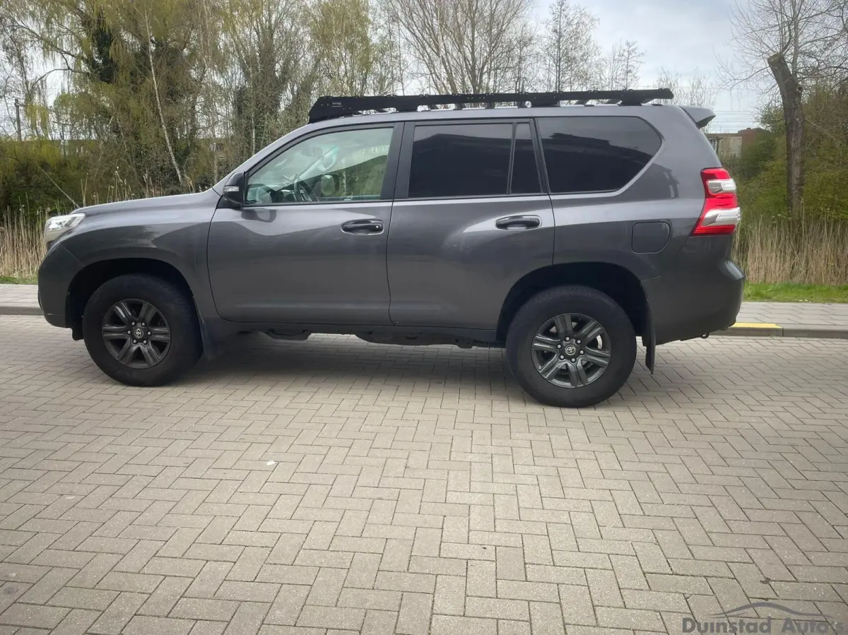 2.8 D-4D-F LX Landcruiser Grijs kenteken