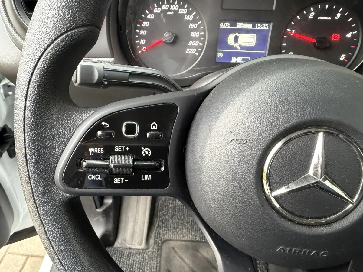 108 CDI L1 Pro Achteruitrijcamera/CarPlay/cruise control
