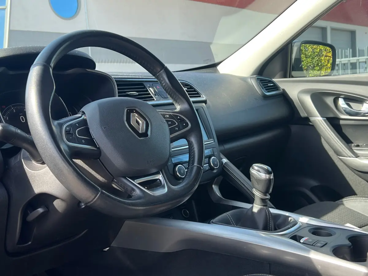 1.2 TCe Intens - Noir Etoile - Carplay/Clima/Cruise - Chique