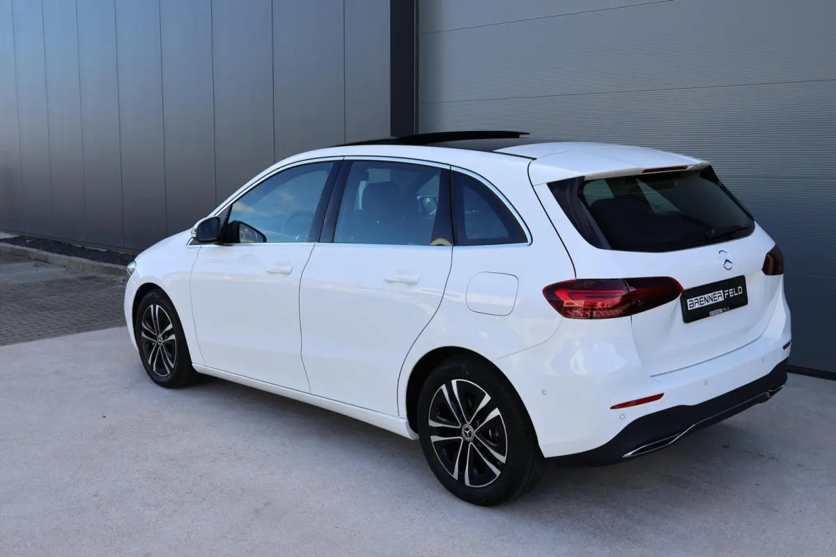 200 Luxury Line / Panoramadak / Stuurwielverwarming / Stoelverwarming