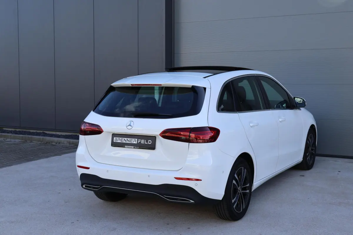 200 Luxury Line / Panoramadak / Stuurwielverwarming / Stoelverwarming