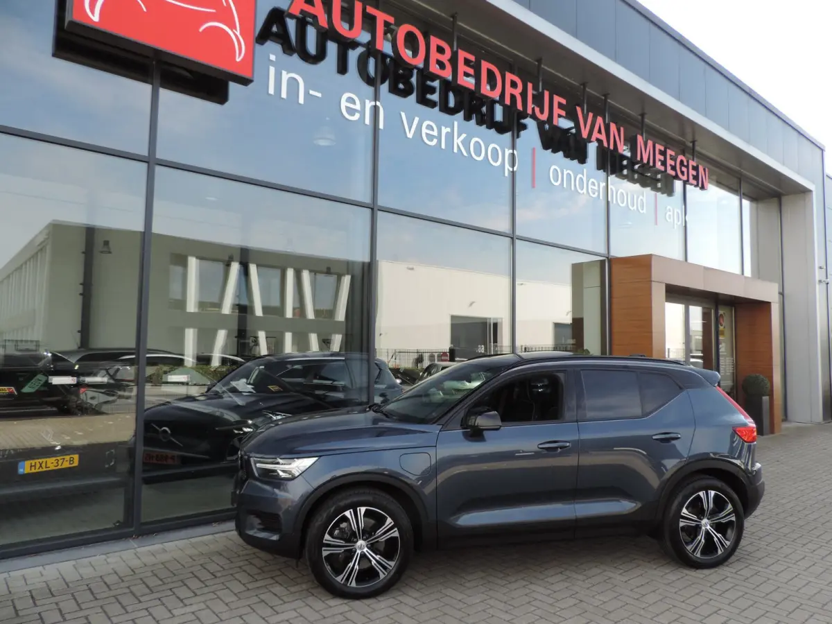1.5 T5 R-Design | 1e Eig | Wegkl.trekh | Panoramadak | ECC | HarmanKardon | Stoel/stuurverw | Priv.glas | DAB