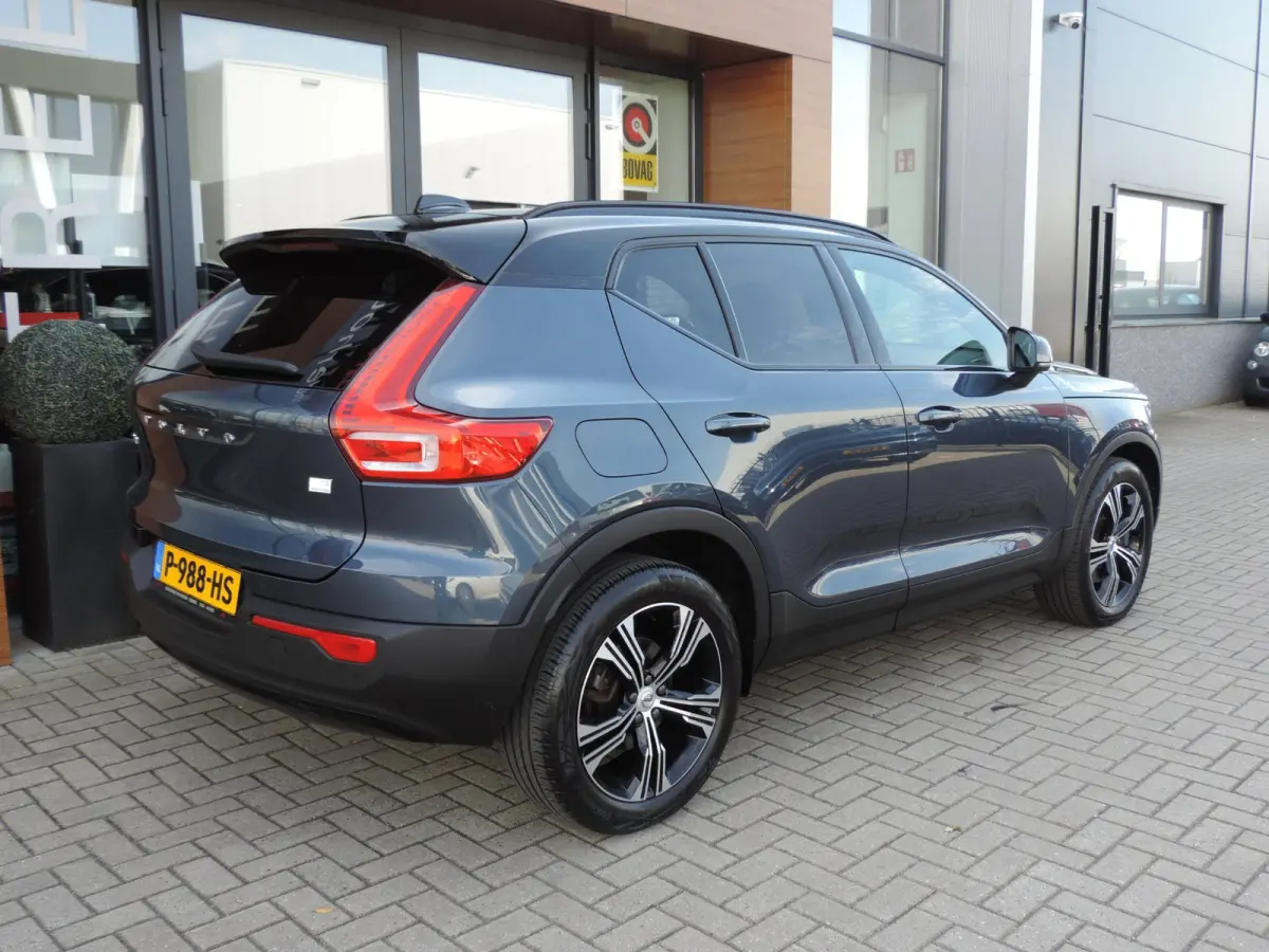 1.5 T5 R-Design | 1e Eig | Wegkl.trekh | Panoramadak | ECC | HarmanKardon | Stoel/stuurverw | Priv.glas | DAB