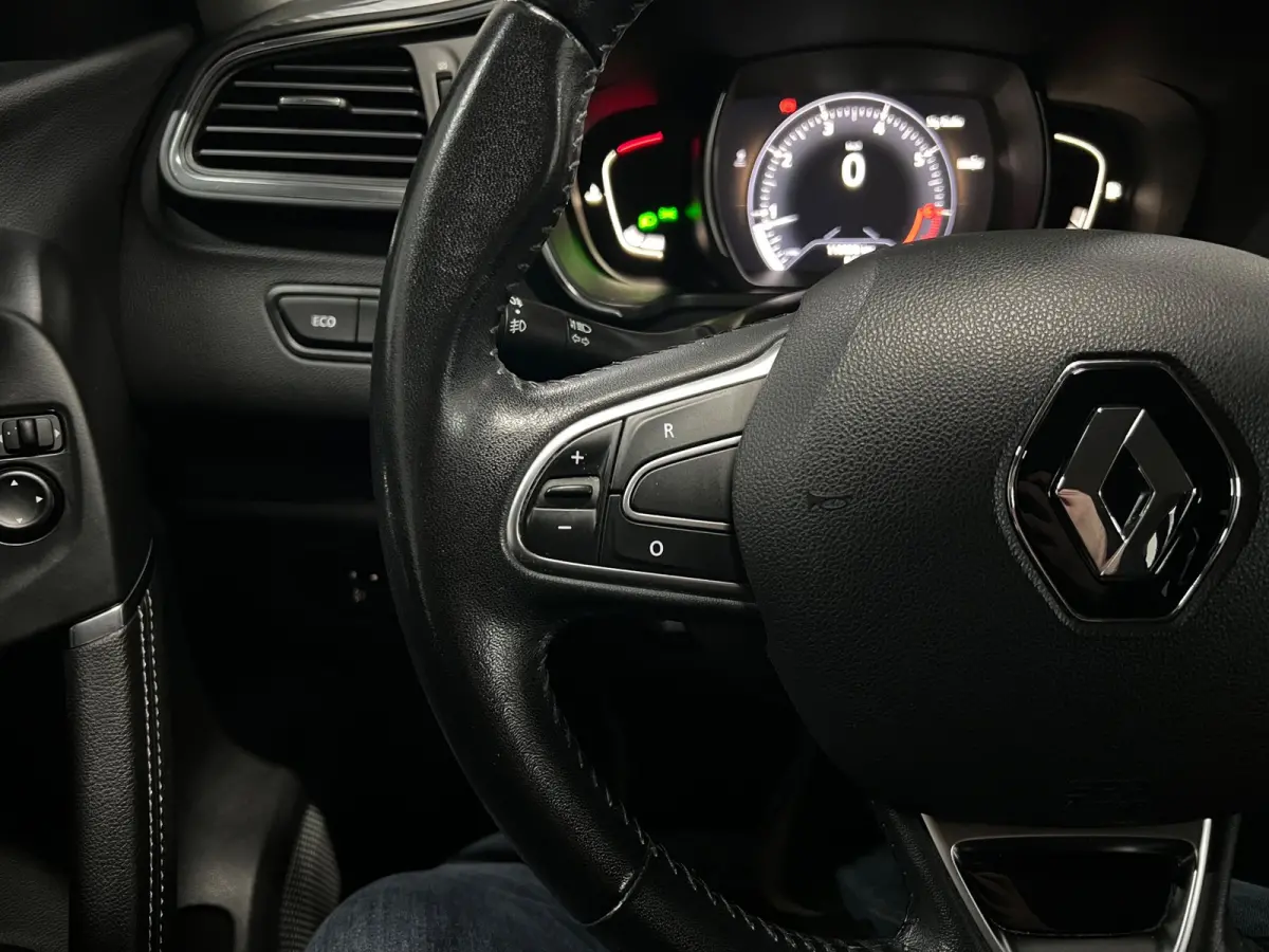 1.2 TCe Intens R-Link NAVIGATIE / HALF-LEDER