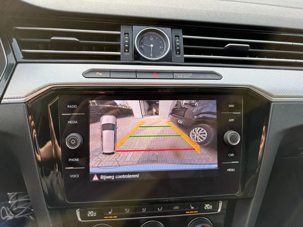 1.5 TSI Highline R-LINE LEER,MASSAGE,CAMERA,AUTOMAAR,NIEUW-APK