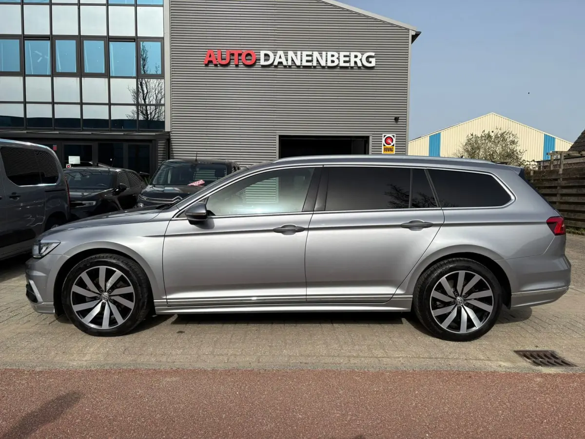 1.5 TSI Highline R-LINE LEER,MASSAGE,CAMERA,AUTOMAAR,NIEUW-APK