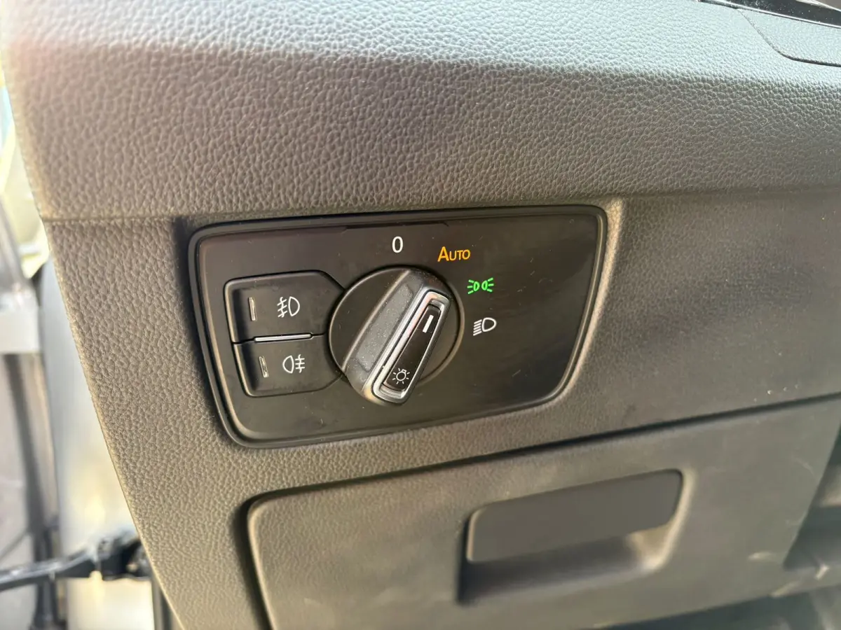 1.5 TSI Highline R-LINE LEER,MASSAGE,CAMERA,AUTOMAAR,NIEUW-APK