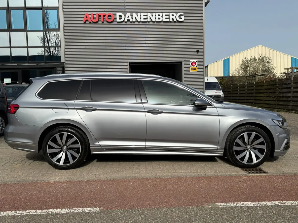 1.5 TSI Highline R-LINE LEER,MASSAGE,CAMERA,AUTOMAAR,NIEUW-APK