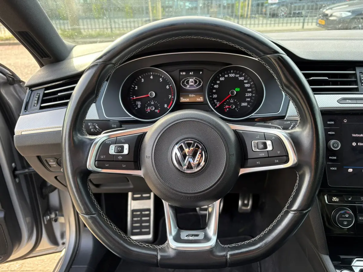1.5 TSI Highline R-LINE LEER,MASSAGE,CAMERA,AUTOMAAR,NIEUW-APK