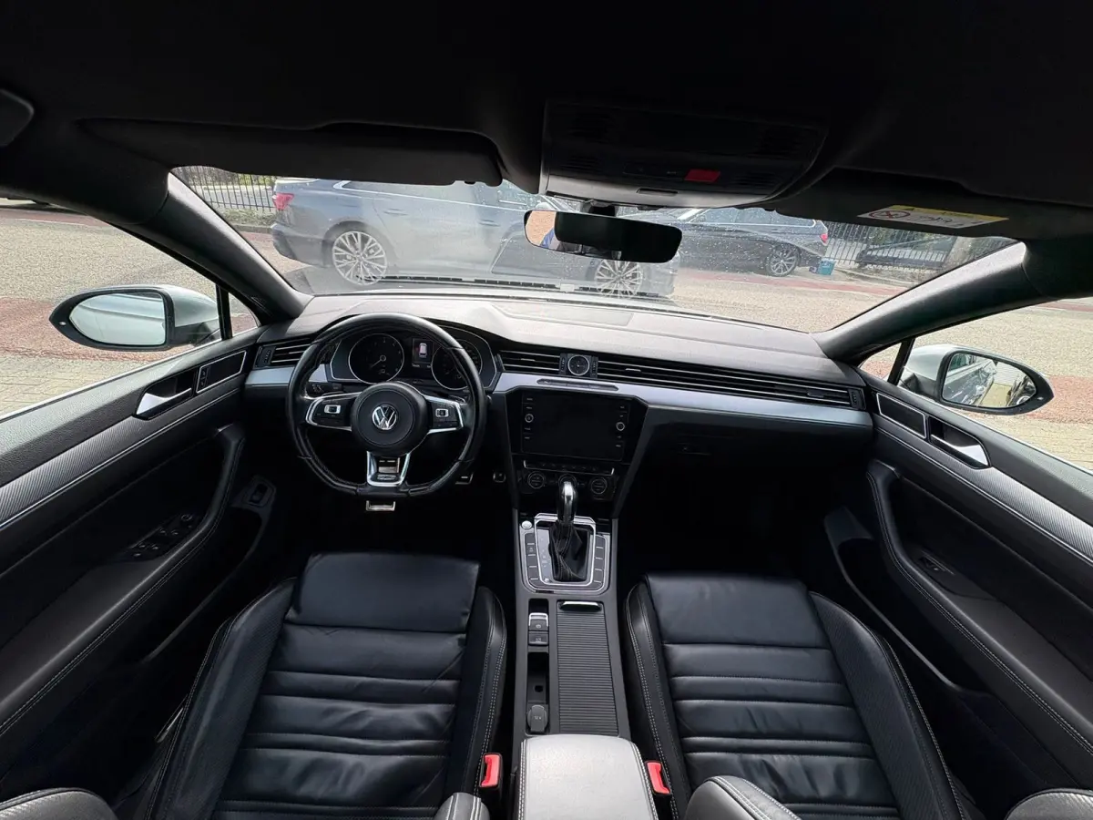 1.5 TSI Highline R-LINE LEER,MASSAGE,CAMERA,AUTOMAAR,NIEUW-APK