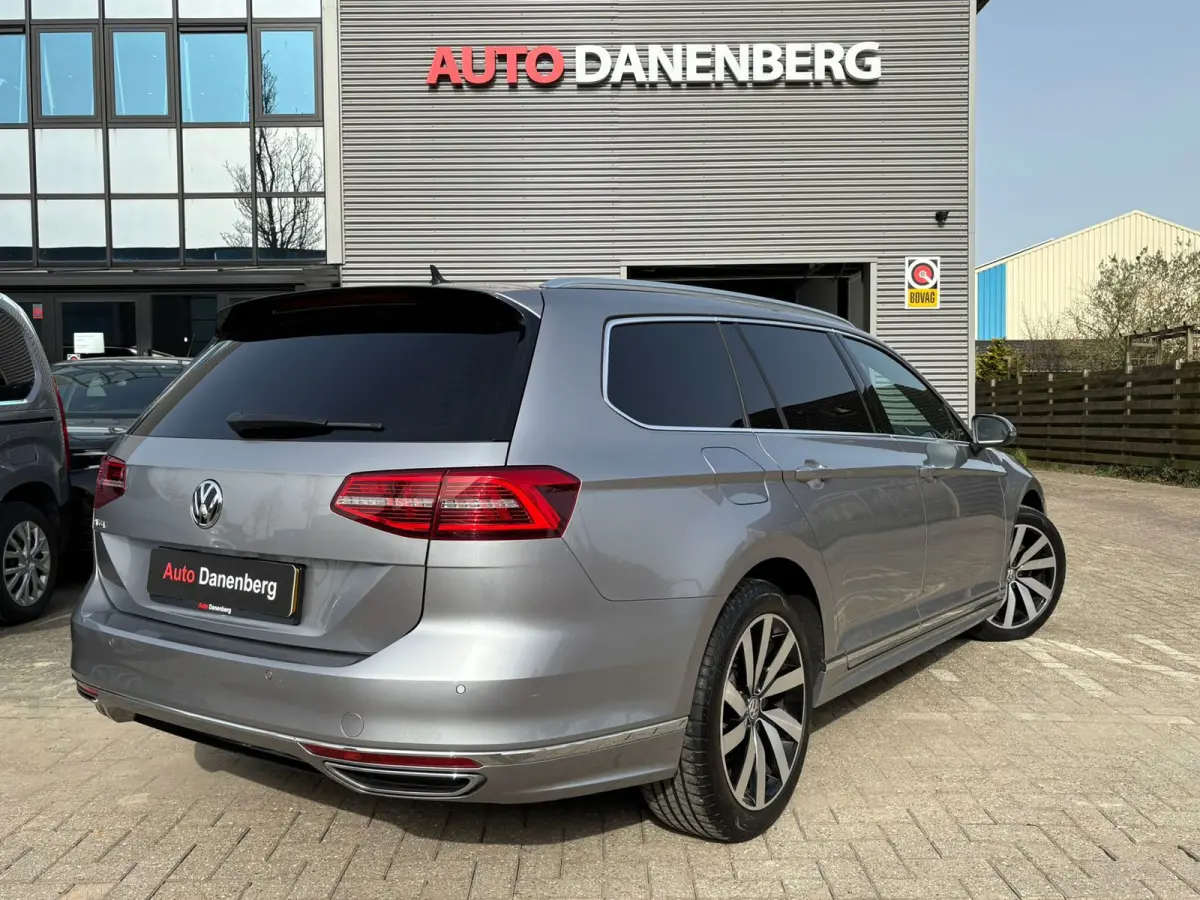 1.5 TSI Highline R-LINE LEER,MASSAGE,CAMERA,AUTOMAAR,NIEUW-APK