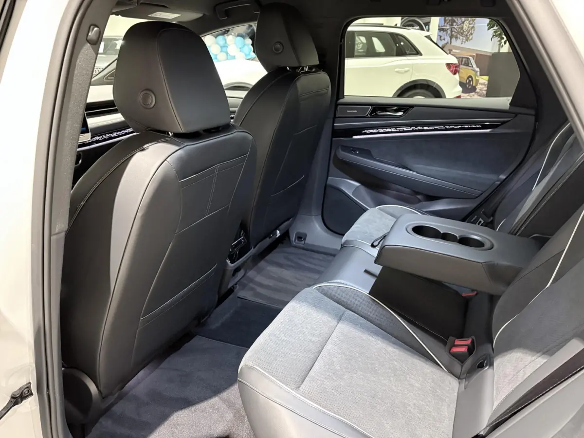 Pro S Limited Edition 86 kWh | Navigatie | Adaptieve cruis control | Apple Carplay | Keyless | Stuur en Stoelverwarming | Head-up display | IQ-Matrix verlichting | Panoramisch dak | Geluidsi