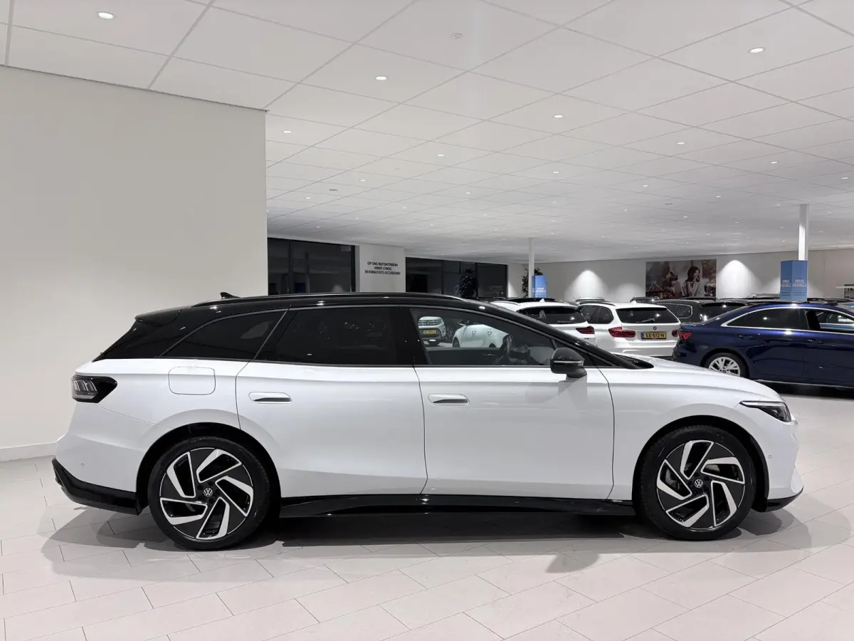 Pro S Limited Edition 86 kWh | Navigatie | Adaptieve cruis control | Apple Carplay | Keyless | Stuur en Stoelverwarming | Head-up display | IQ-Matrix verlichting | Panoramisch dak | Geluidsi