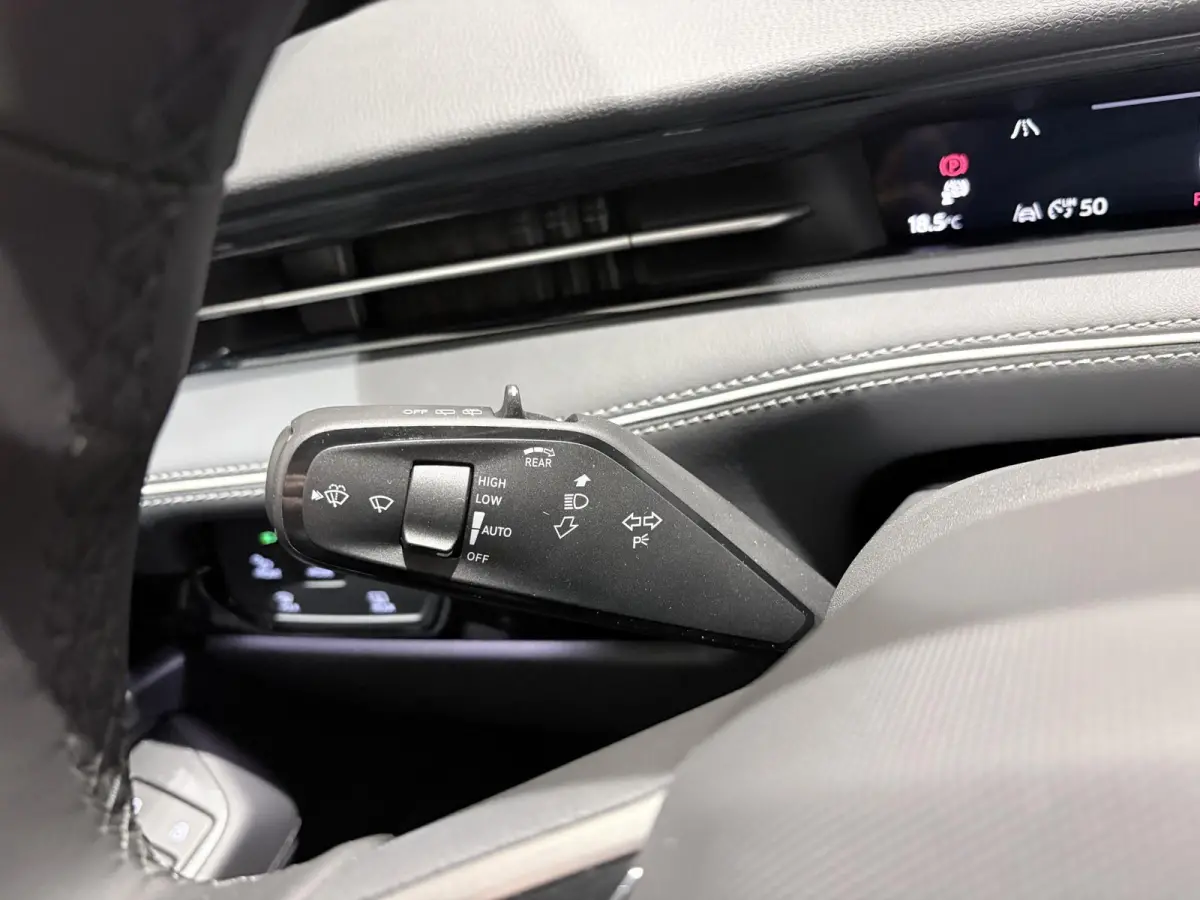 Pro S Limited Edition 86 kWh | Navigatie | Adaptieve cruis control | Apple Carplay | Keyless | Stuur en Stoelverwarming | Head-up display | IQ-Matrix verlichting | Panoramisch dak | Geluidsi