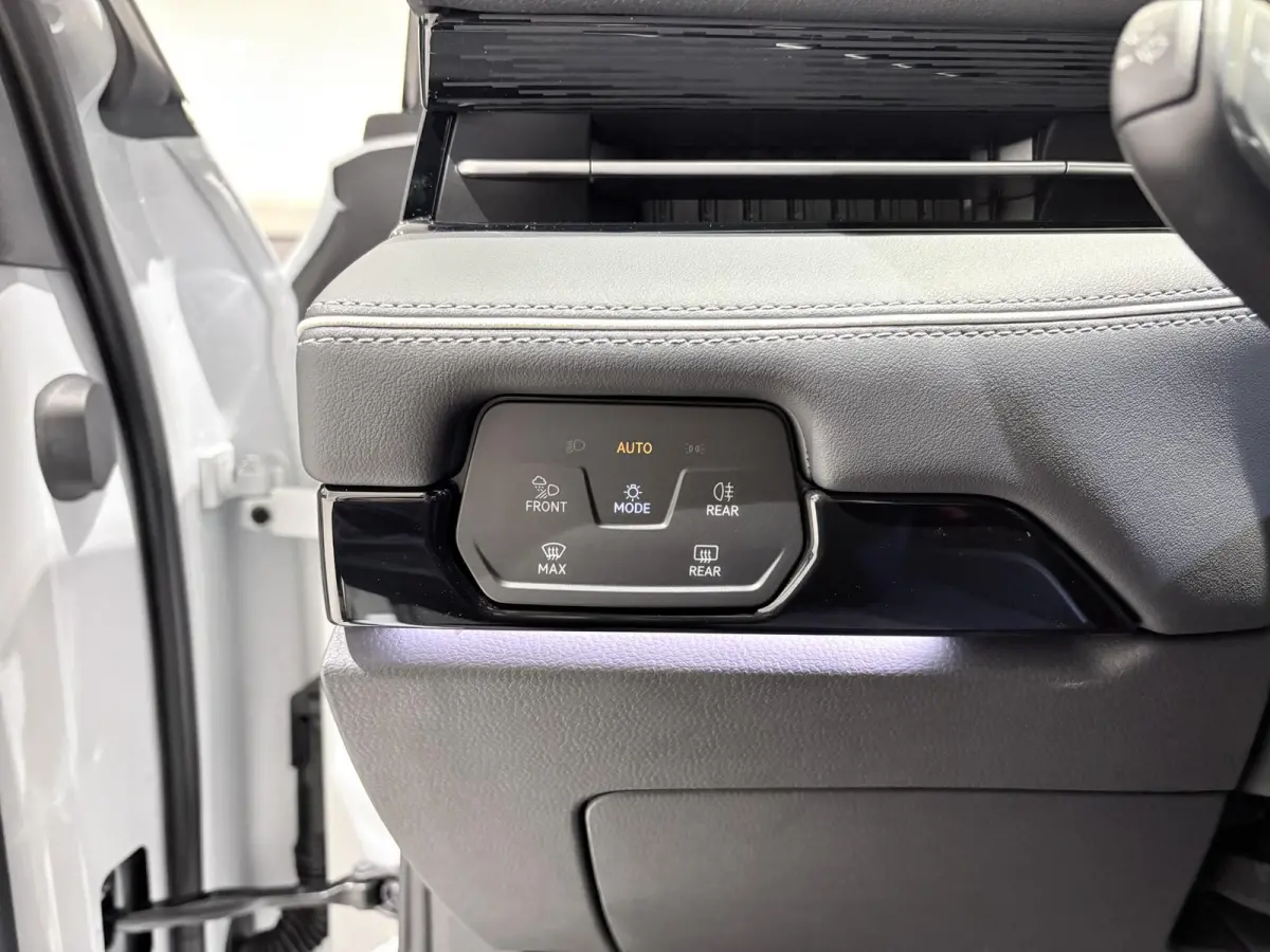 Pro S Limited Edition 86 kWh | Navigatie | Adaptieve cruis control | Apple Carplay | Keyless | Stuur en Stoelverwarming | Head-up display | IQ-Matrix verlichting | Panoramisch dak | Geluidsi