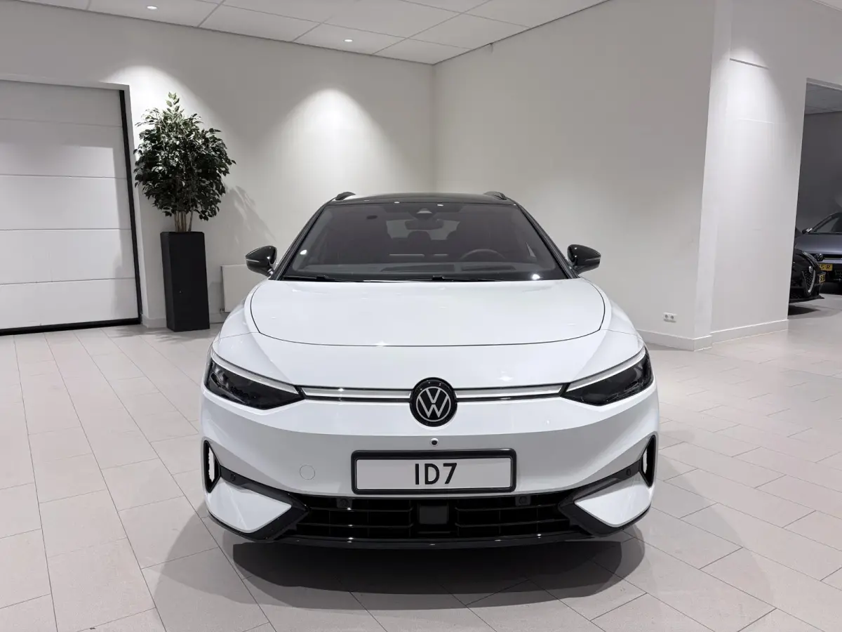 Pro S Limited Edition 86 kWh | Navigatie | Adaptieve cruis control | Apple Carplay | Keyless | Stuur en Stoelverwarming | Head-up display | IQ-Matrix verlichting | Panoramisch dak | Geluidsi