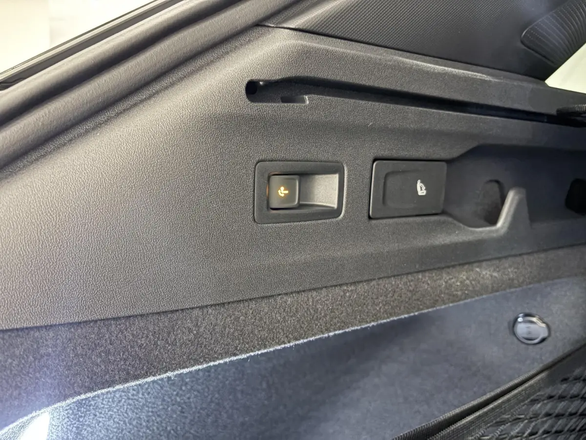 Pro S Limited Edition 86 kWh | Navigatie | Adaptieve cruis control | Apple Carplay | Keyless | Stuur en Stoelverwarming | Head-up display | IQ-Matrix verlichting | Panoramisch dak | Geluidsi
