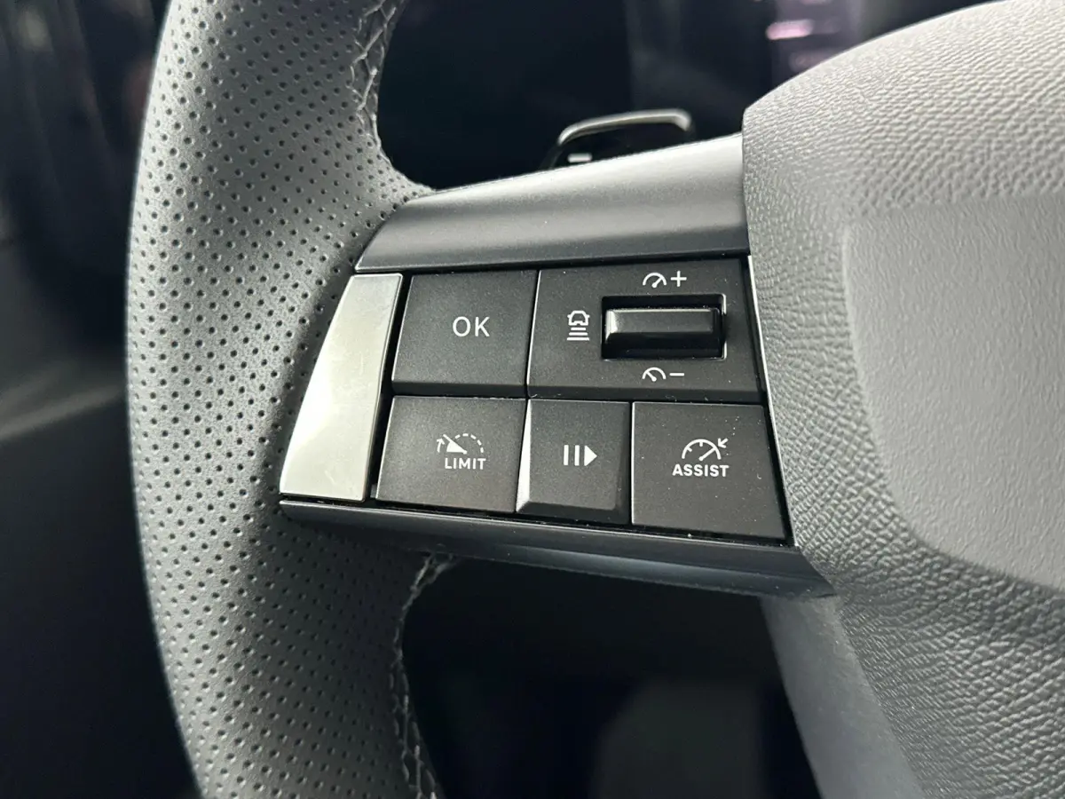 1.6 Turbo Plug In Hybrid Ultimate NEW ASTRA | DEMONSTRATIEMODEL | Panodak | Suede Bekleding | Camera | Stoel & Stuurverwarming | PDC | LMV | Tot 8 Jaar Speciale Garantie!