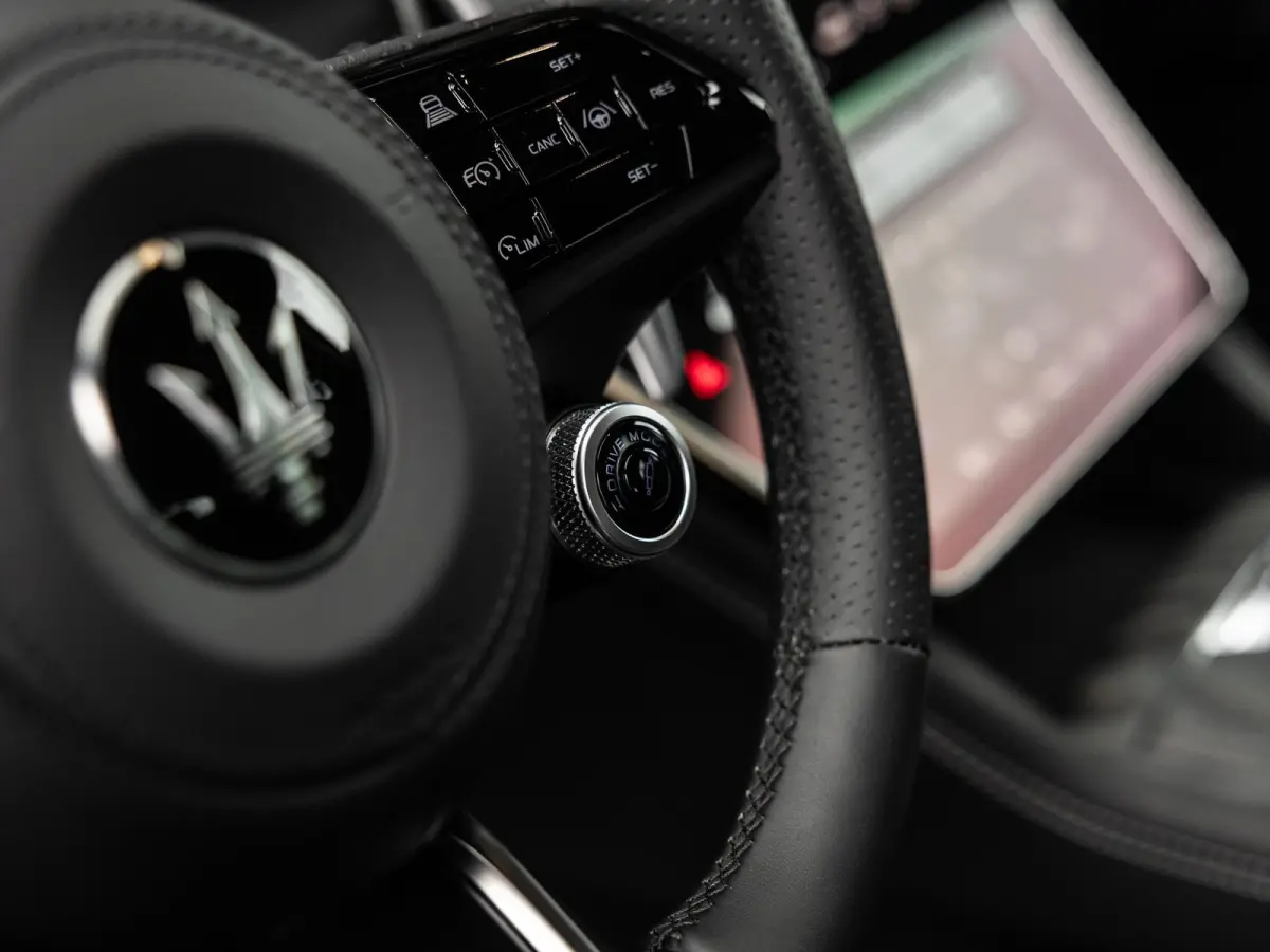 2.0 MHEV GT | 300pk | 360 Surround camera | Q4 aandrijving | stoelverwarming |