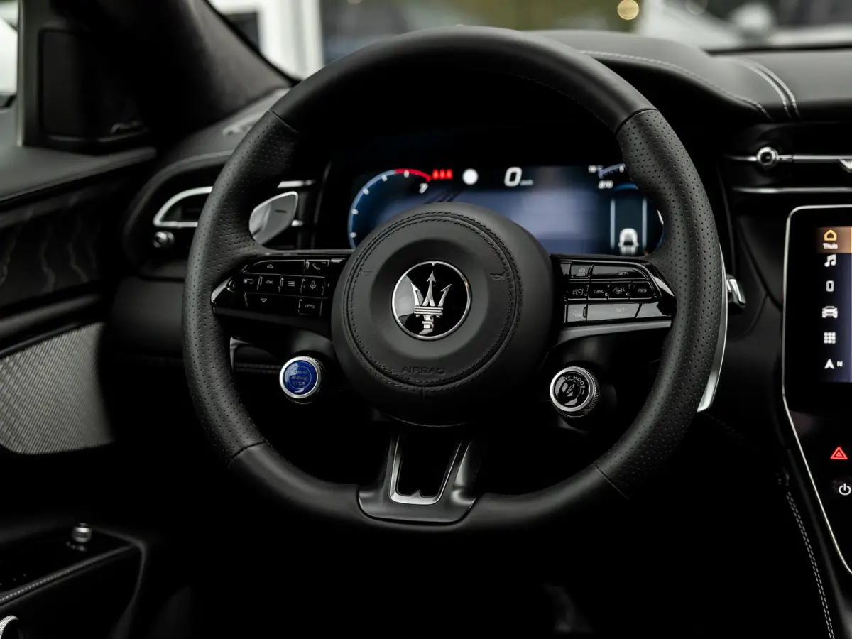 2.0 MHEV GT | 300pk | 360 Surround camera | Q4 aandrijving | stoelverwarming |