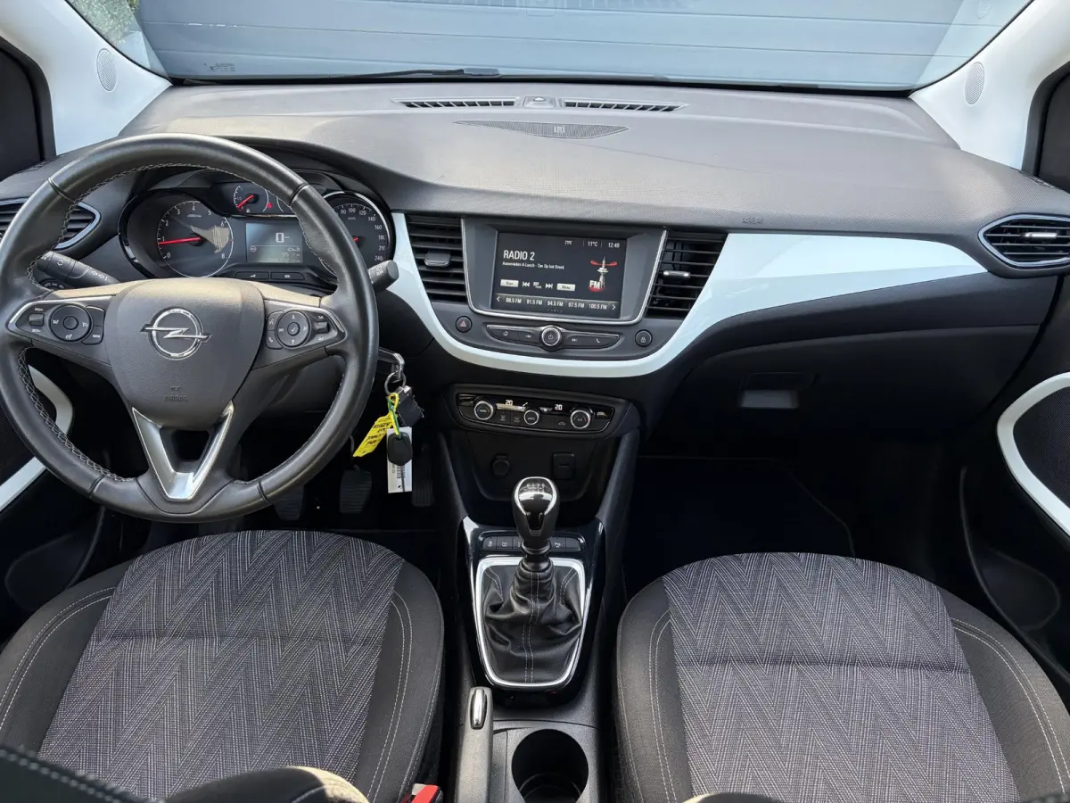 1.2 Turbo Edition 2020 110pk,Dealer Onderhouden,Camera,Apple Carplay/Android Auto,Clima,Cruise,Pdc V+A,Rijstrooksensor,6 Bak,N.A.P,Bj 12-2020,Apk tot 01-2027