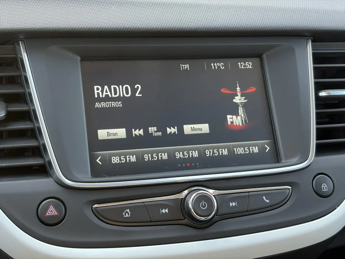 1.2 Turbo Edition 2020 110pk,Dealer Onderhouden,Camera,Apple Carplay/Android Auto,Clima,Cruise,Pdc V+A,Rijstrooksensor,6 Bak,N.A.P,Bj 12-2020,Apk tot 01-2027