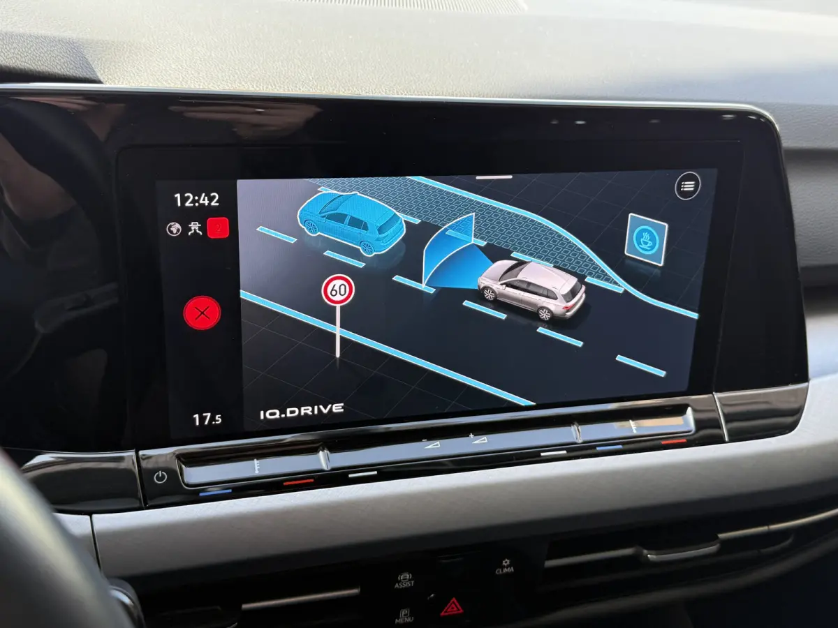 1.0 TSI Life | Carplay | ACC | Draadloze lader