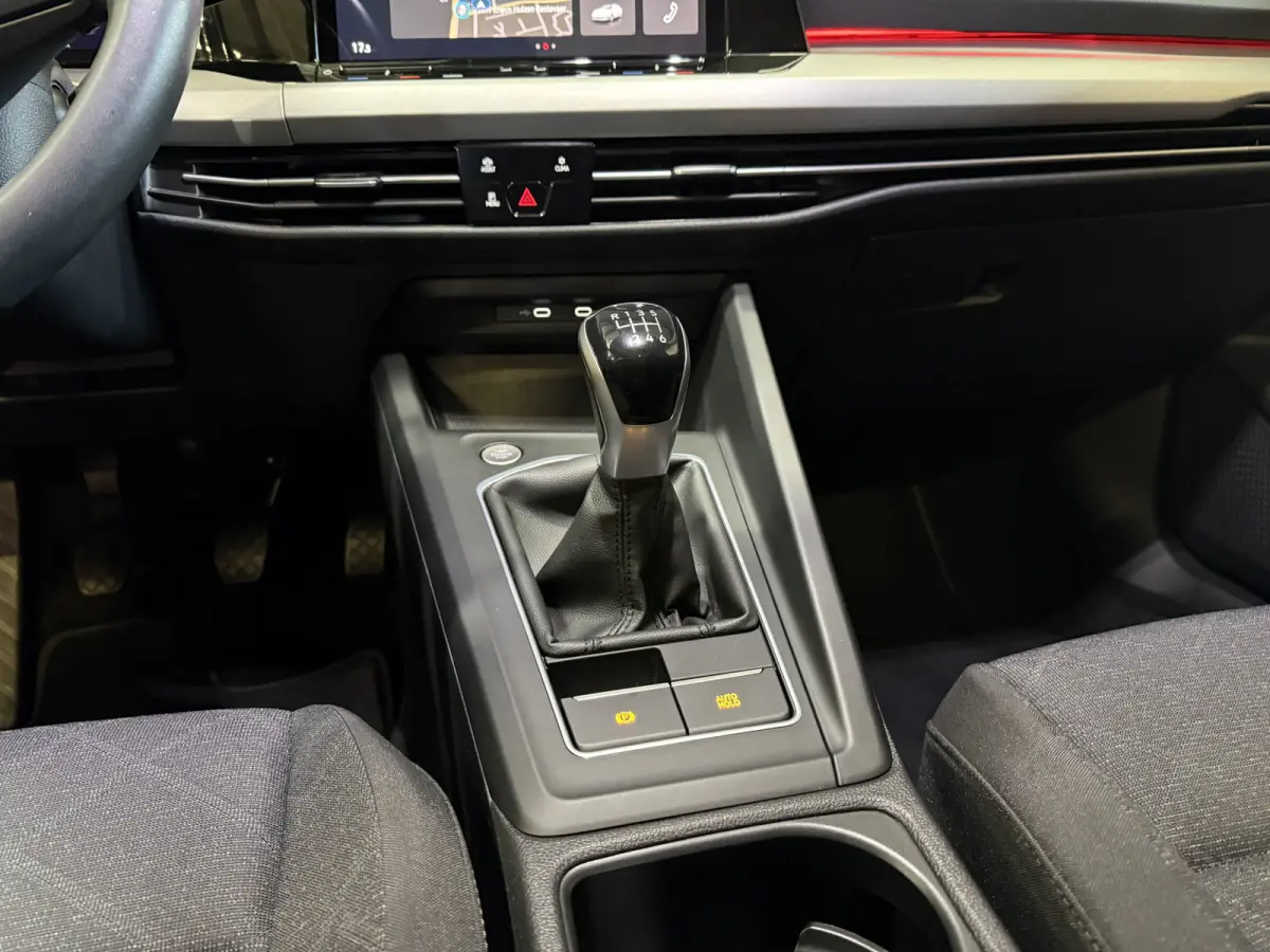 1.0 TSI Life | Carplay | ACC | Draadloze lader