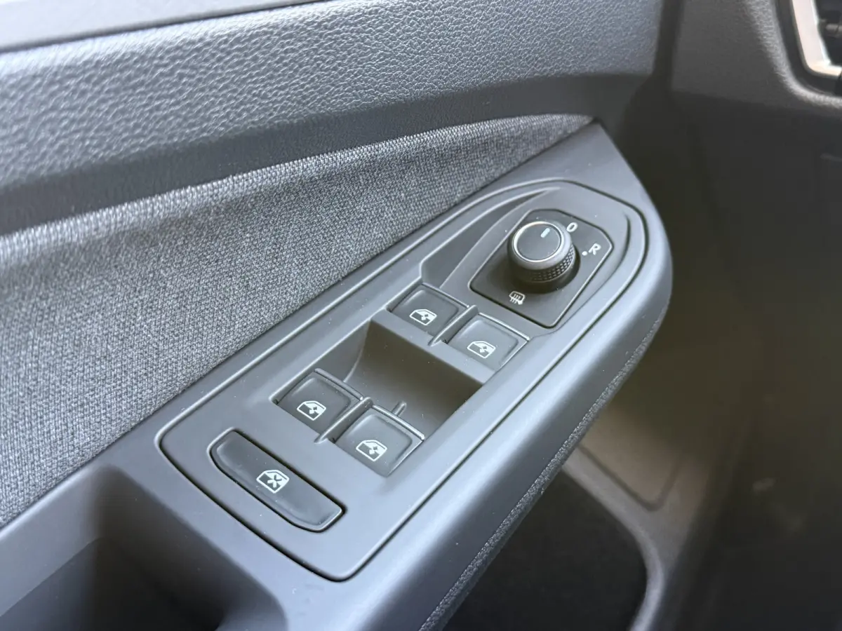 1.0 TSI Life | Carplay | ACC | Draadloze lader