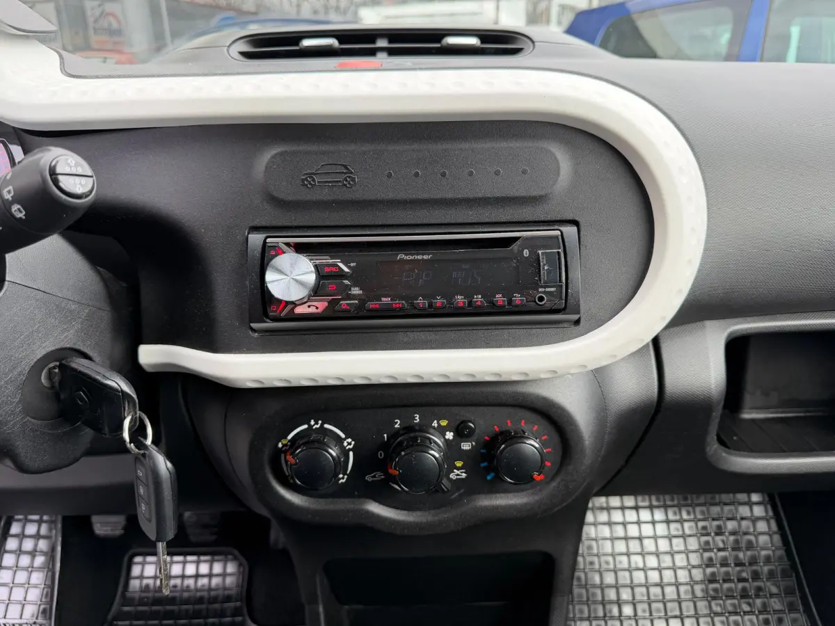1.0 SCe 51kW Authentique