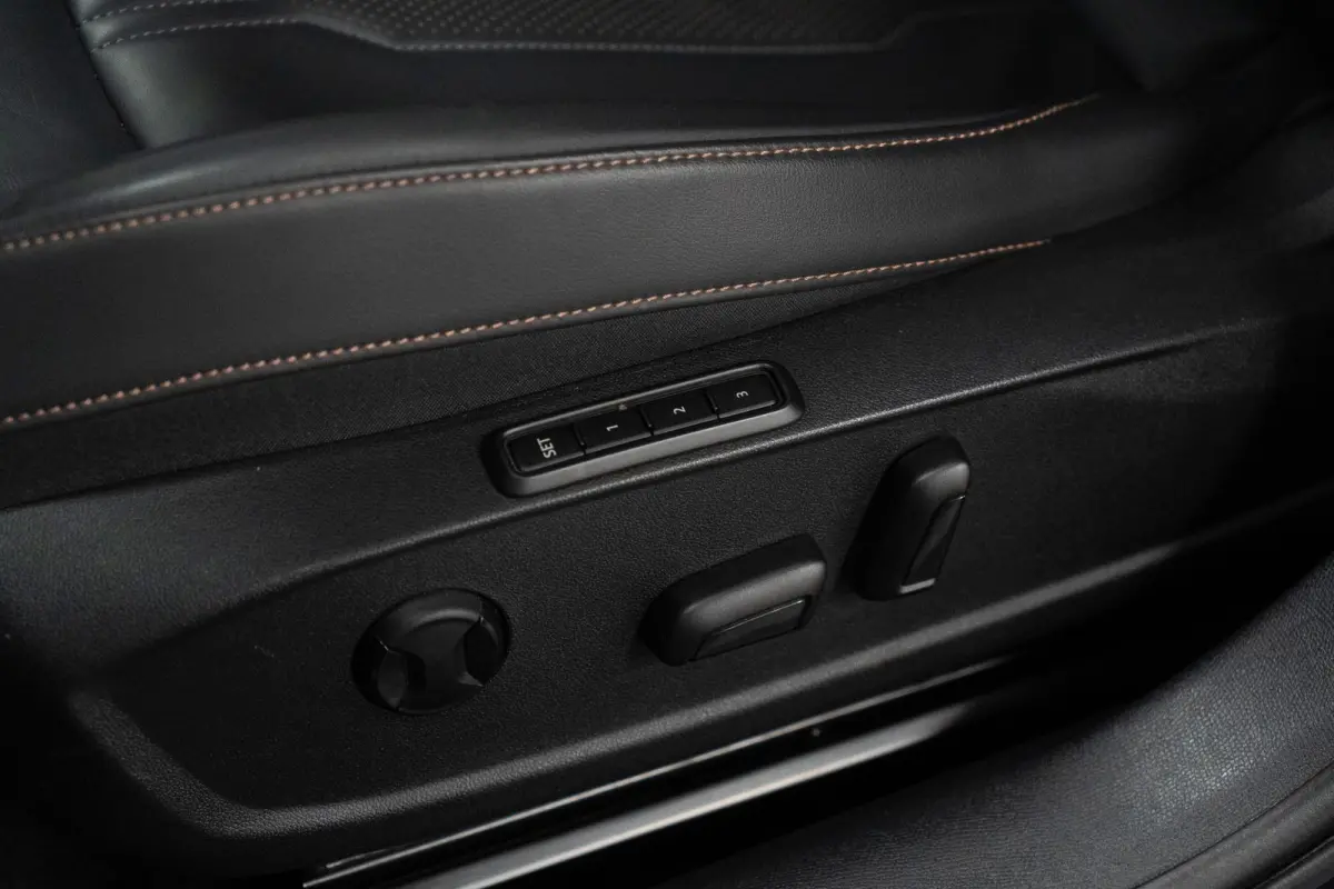 2.0 TSI 4DRIVE Leder|Pano|Beats|