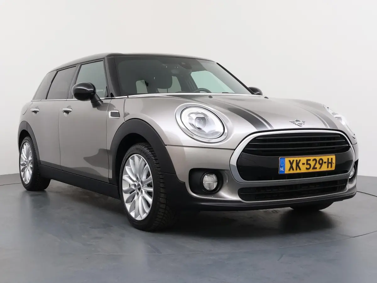 1.5 Cooper Business Edition | LED Lampen | Keyless Entry | Navigatie |