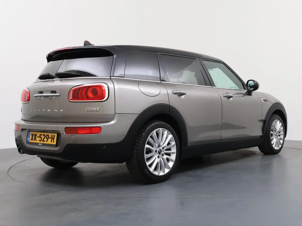 1.5 Cooper Business Edition | LED Lampen | Keyless Entry | Navigatie |