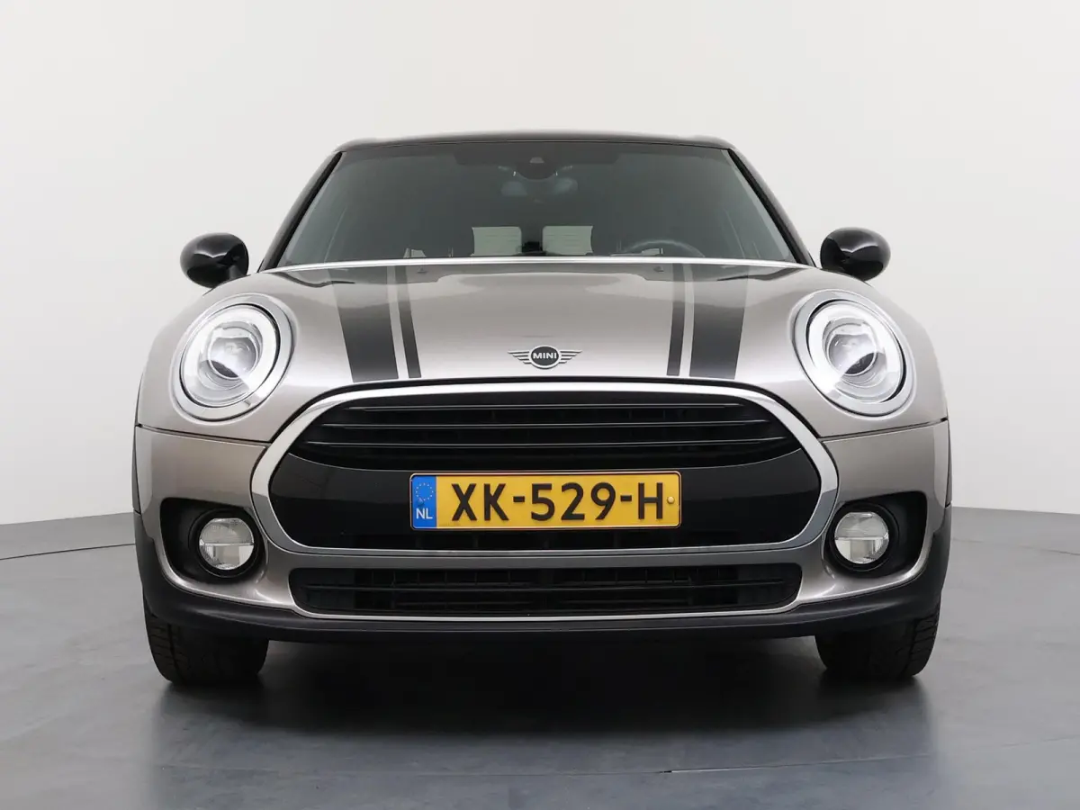 1.5 Cooper Business Edition | Navigatie | Keyless Entry | LED Verlichting | 64.000 km |