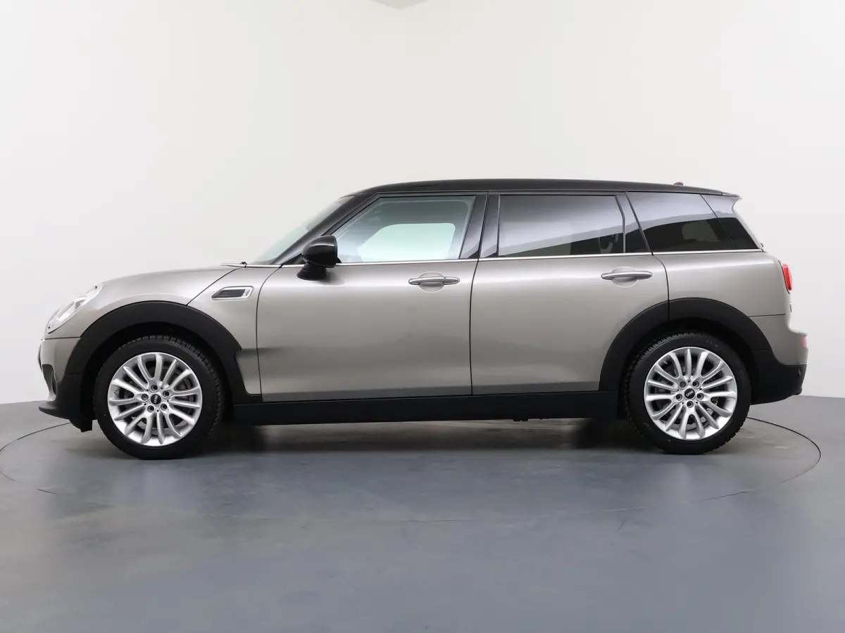 1.5 Cooper Business Edition | LED Lampen | Keyless Entry | Navigatie |