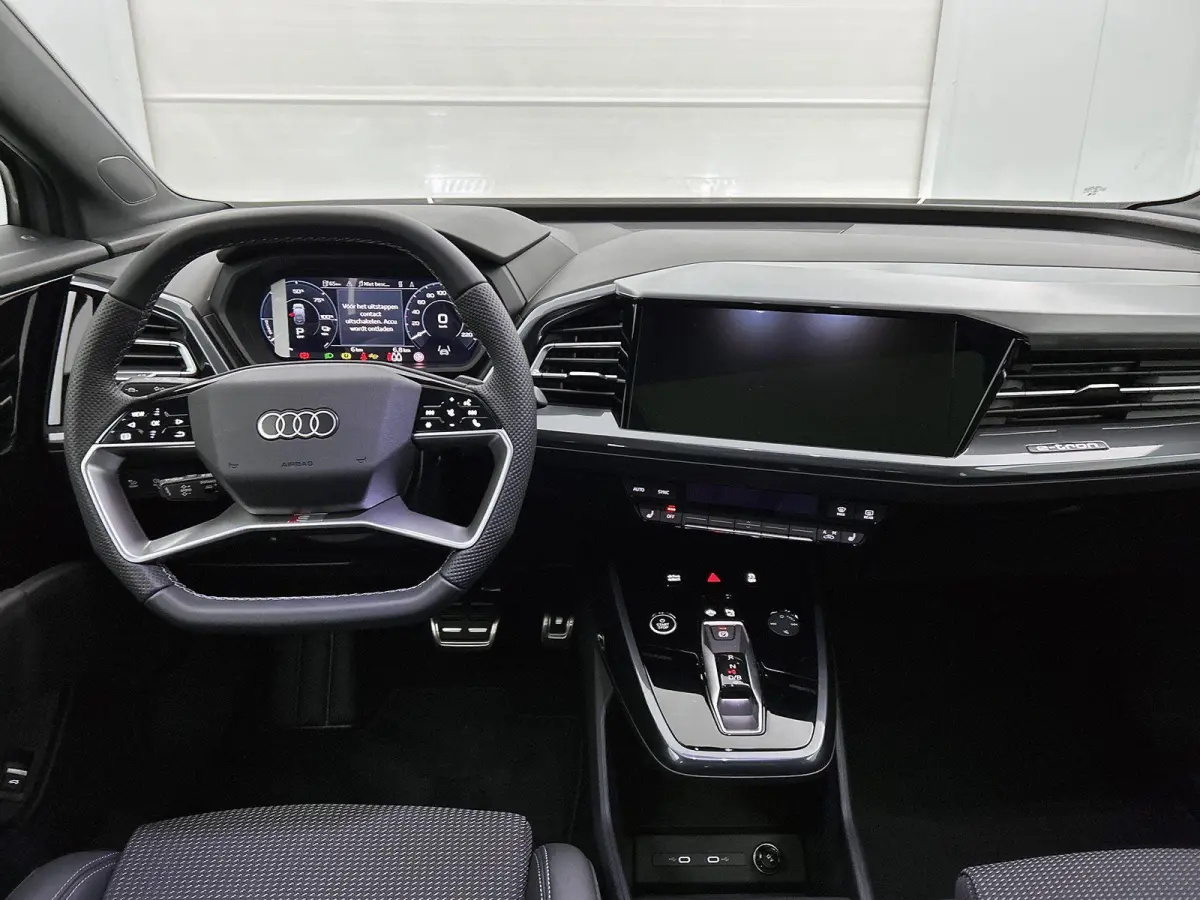 40 S Edition 63 kWh | Matrix led | Adaptieve cruise controle | Camera | Standkachel |