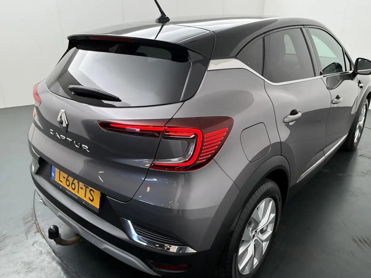 TCe 140 EDC GPF Intens | Automaat | Apple CarPlay | Achteruitrijcamera | Navigatie