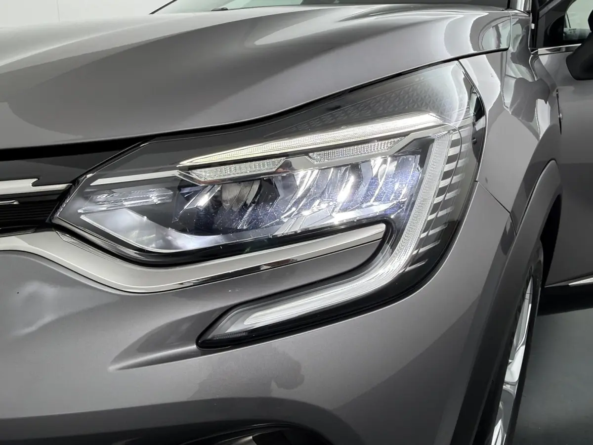 TCe 140 EDC GPF Intens | Automaat | Apple CarPlay | Achteruitrijcamera | Navigatie