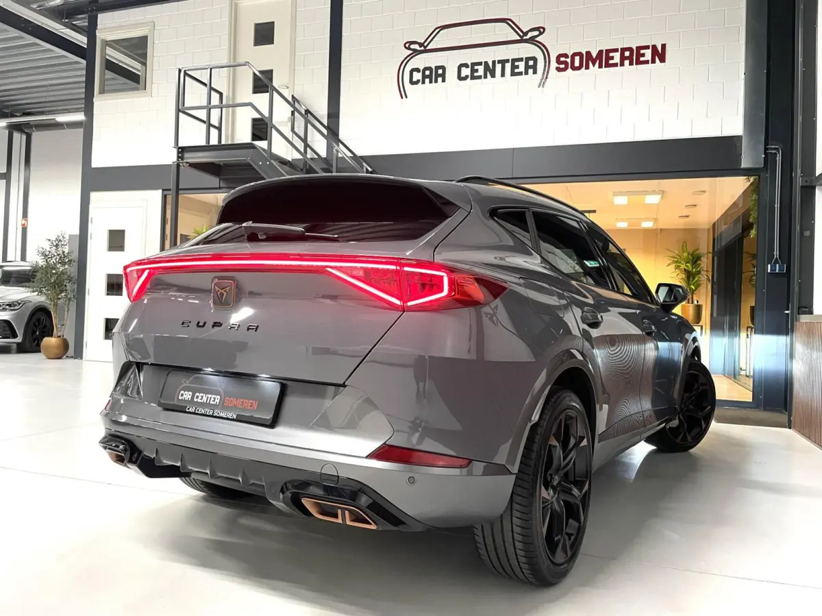 1.4 e-Hybrid VZ 245 PK/ Cam/ Keyless/ 19'LMV/ Matrix LED