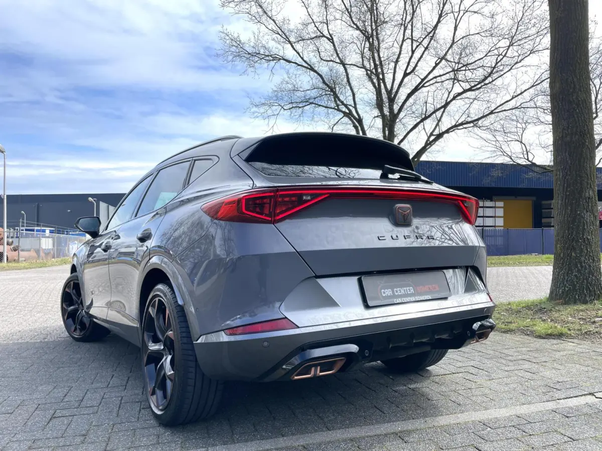 1.4 e-Hybrid VZ 245 PK/ Cam/ Keyless/ 19'LMV/ Matrix LED
