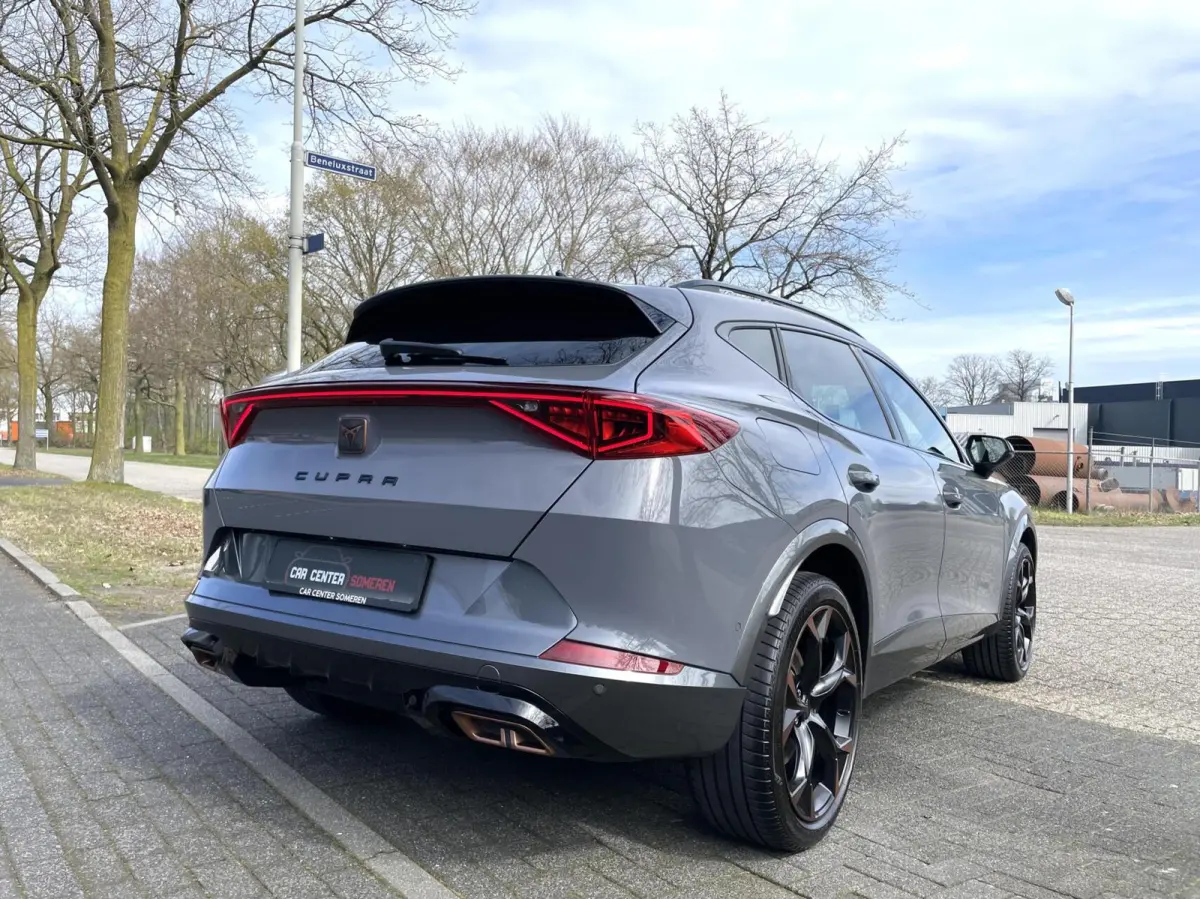 1.4 e-Hybrid VZ 245 PK/ Cam/ Keyless/ 19'LMV/ Matrix LED