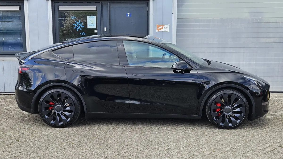 Performance AWD 534 PK Autopilot Garantie 2031 Panorama