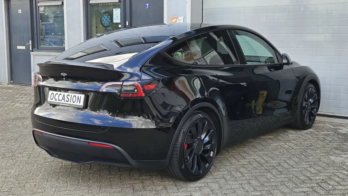 Performance AWD 534 PK Autopilot Garantie 2031 Panorama